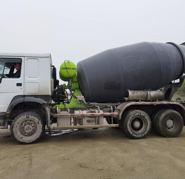 Автобетоносмеситель Howo ZZ5327GJBN3847E, 2022