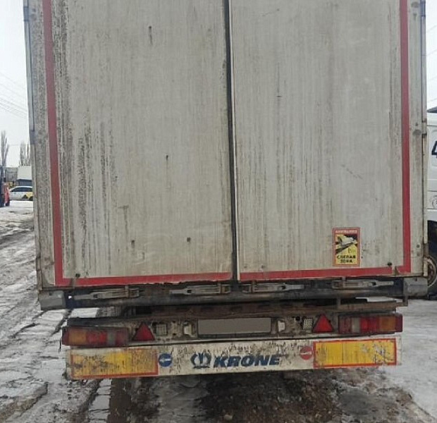 Полуприцеп тентованный Krone SD, 2017