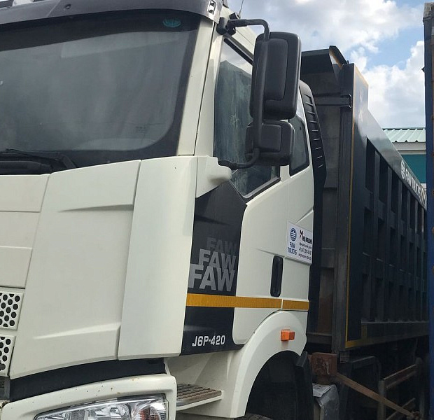 Самосвал FAW J6, 2023