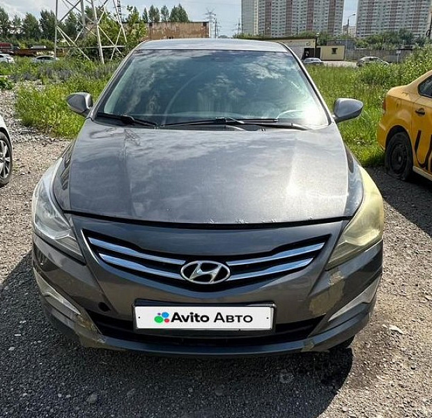 Hyundai Solaris 1.4 AT, 2016, битый, 224 671 км