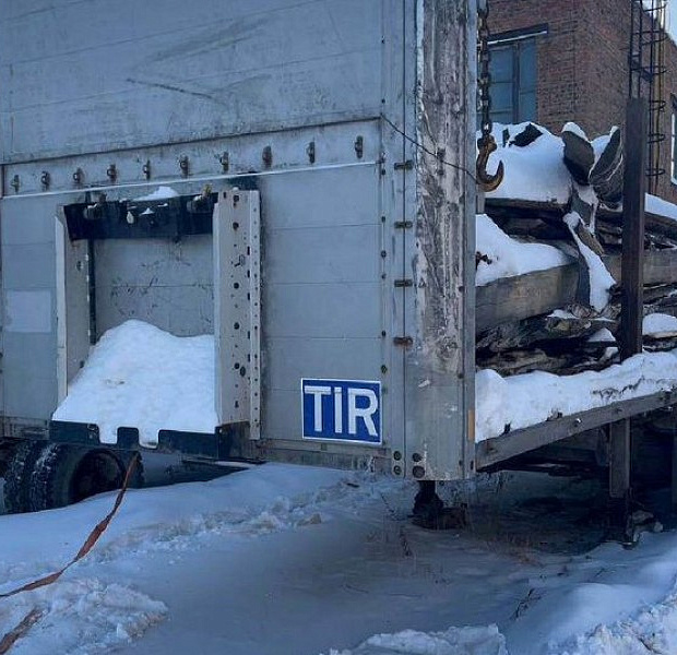 Полуприцеп тентованный Kogel SN24, 2005