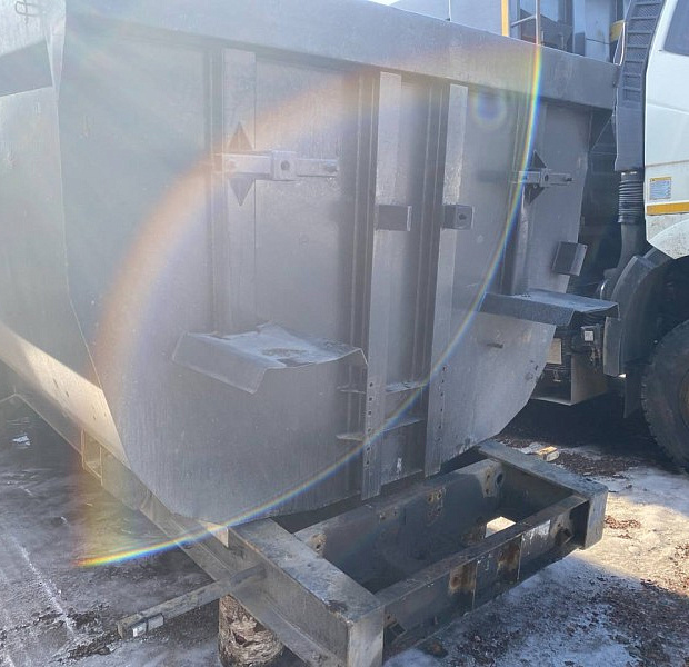 Полуприцеп самосвальный Grunwald 9453-0000010-50, 2018